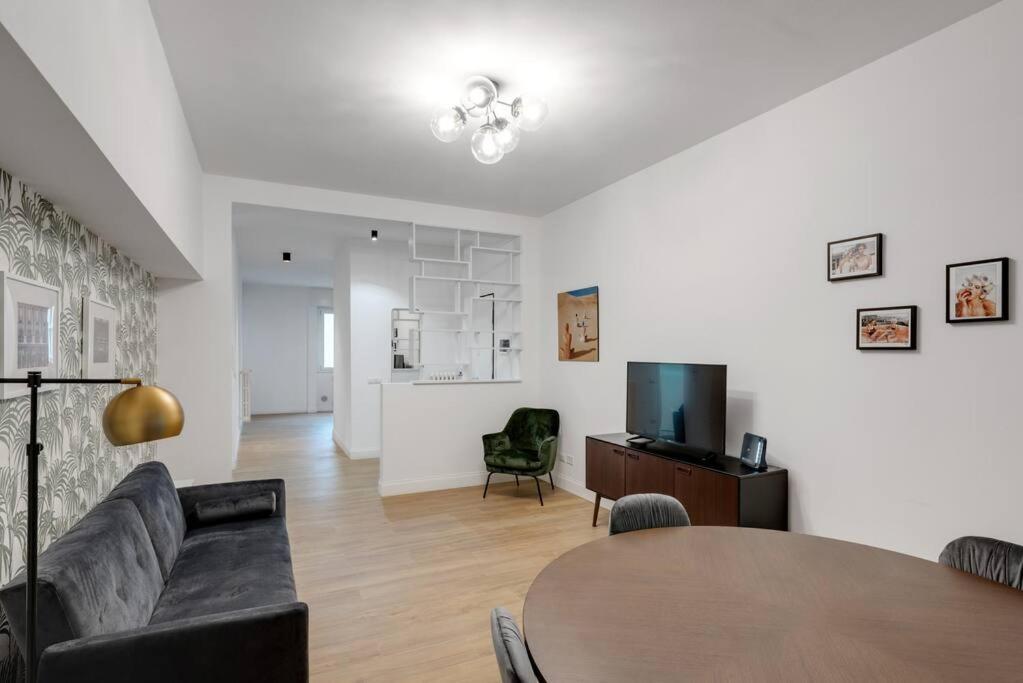 Easylife - Cozy & Comfy Apt In Design District Milaan Buitenkant foto